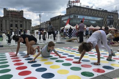 Gry plenerowe Twister Gry plenerowe Twister